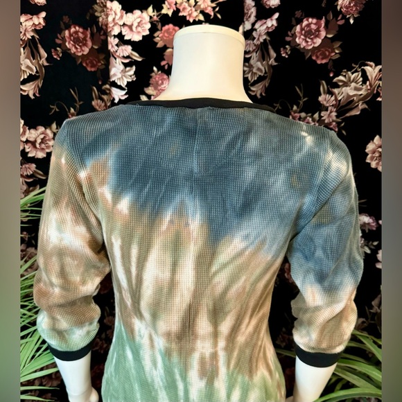 Current Mood Swirl Tie Dye Red Stripe Front Zip Jogger Jumpsuit Size Large - Picture 5 of 6